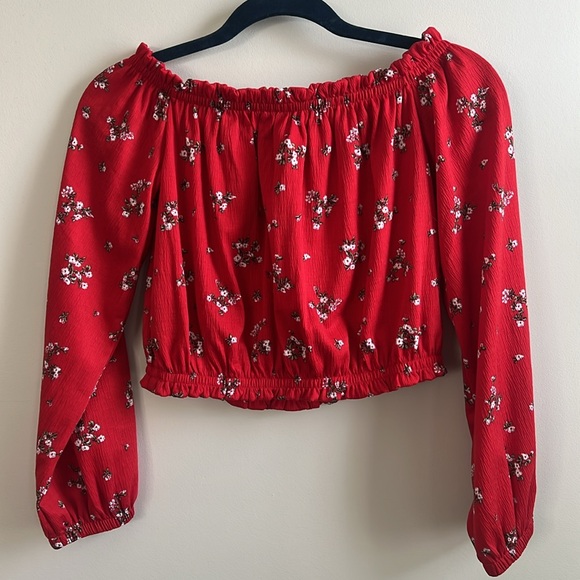 Divided by H&M off the shoulder shirt - Picture 4 of 4